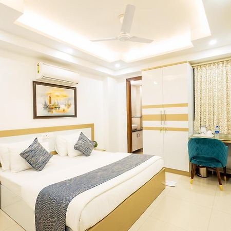 Hotel Krish - Near Medanta And Fortis Hospital Gurugram Gurgaon Bagian luar foto